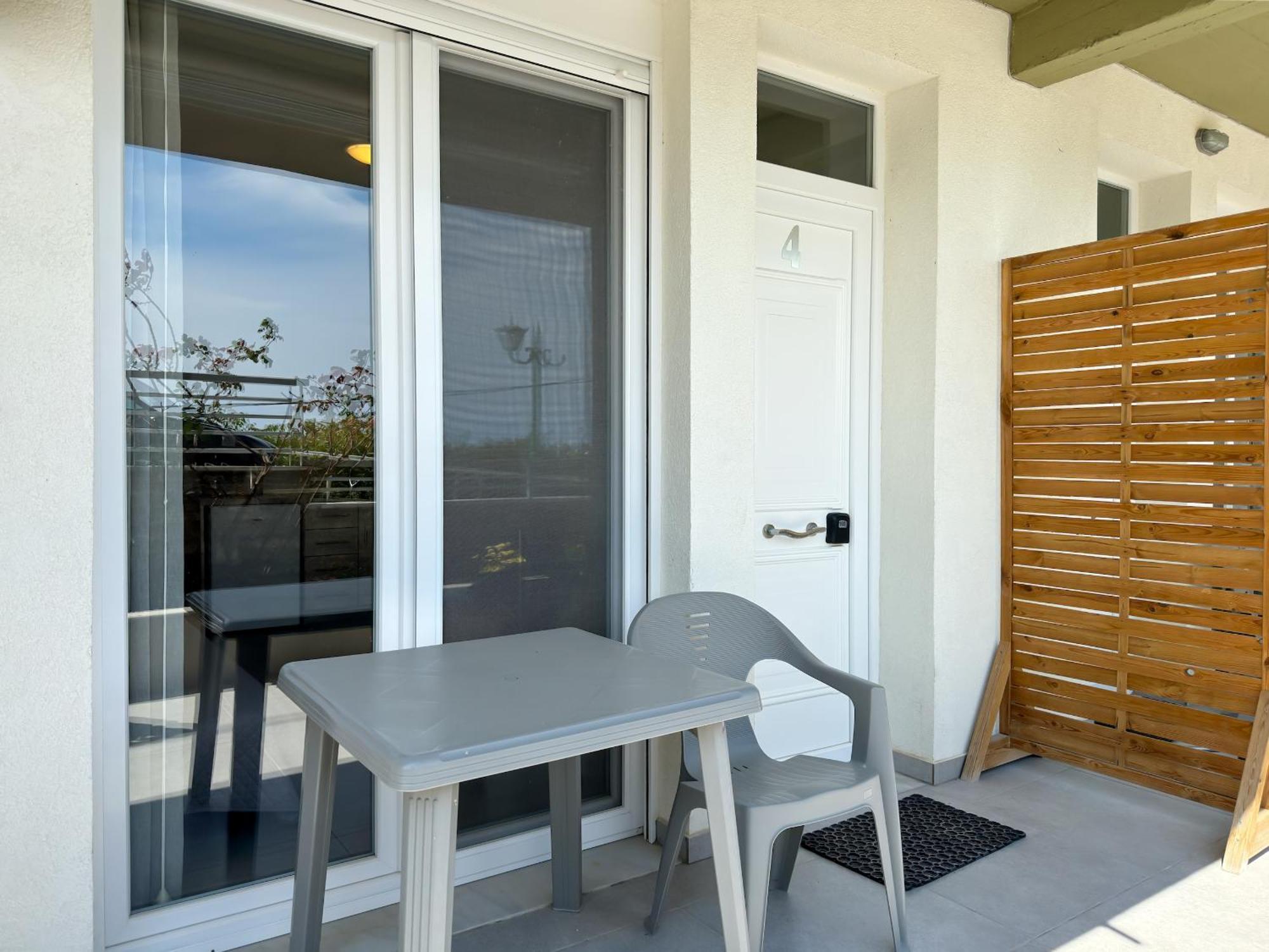 Blue Horizon 2 Apartment Nea Kallikrateia Ngoại thất bức ảnh